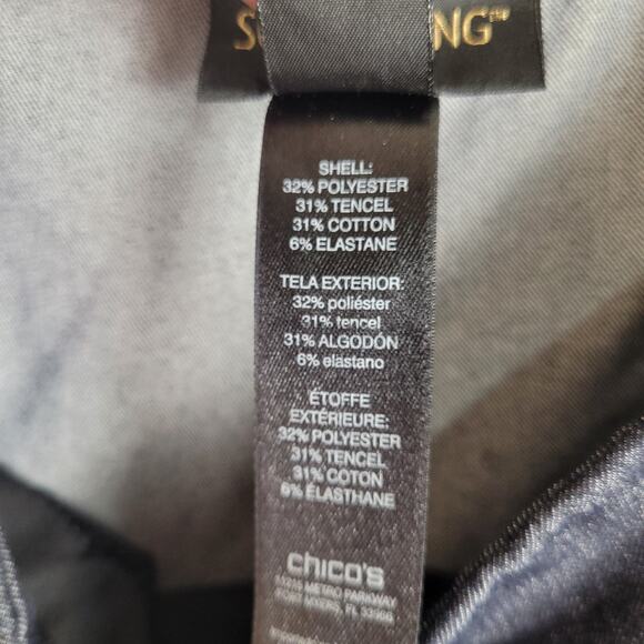 Chico's So Slimming pull on cropped pants Size. 0.5 / 6 blue chambray Casual - Picture 7 of 8